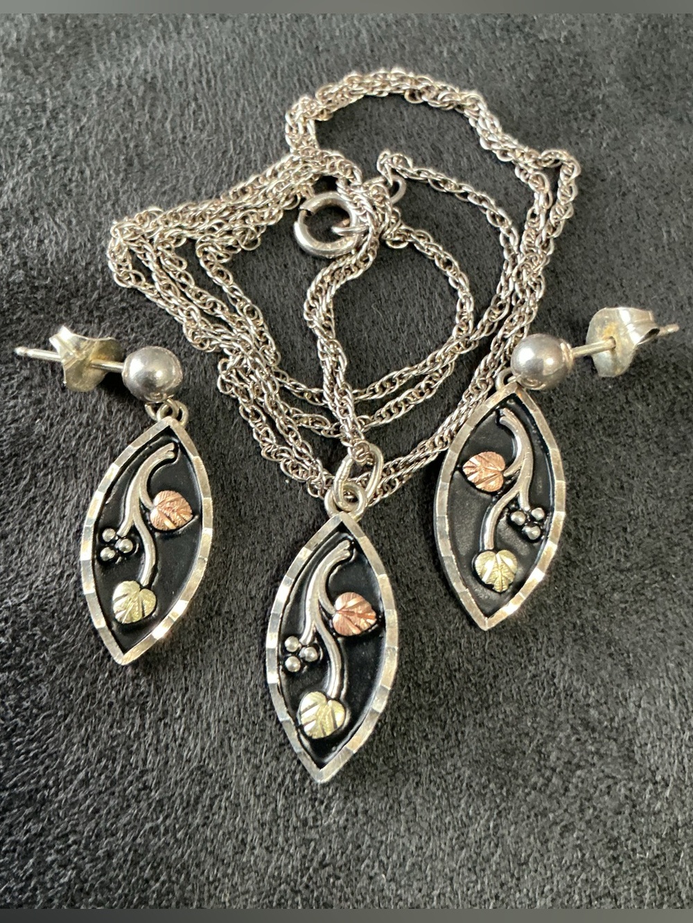 CCO 925 Sterling 12K Leaves BLACK HILLS GOLD Necklace Earrings Set